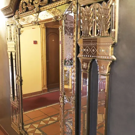 Sultanahmet Palace 4*