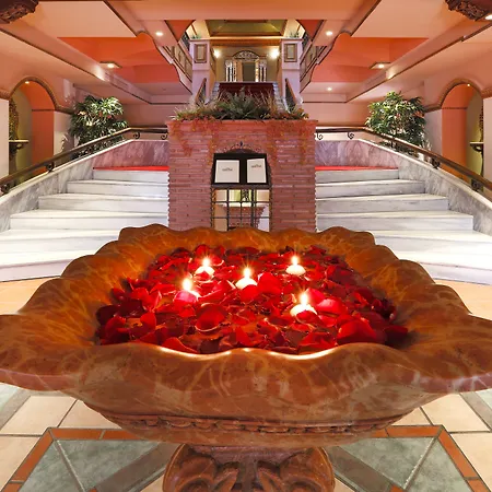 Sultanahmet Palace 4*