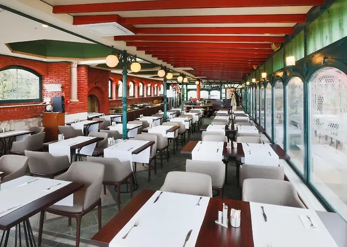 Sultanahmet Palace 4*